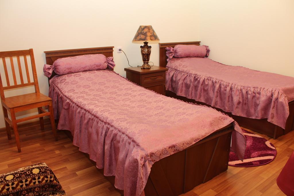 Hotel Mira Горис Екстериор снимка